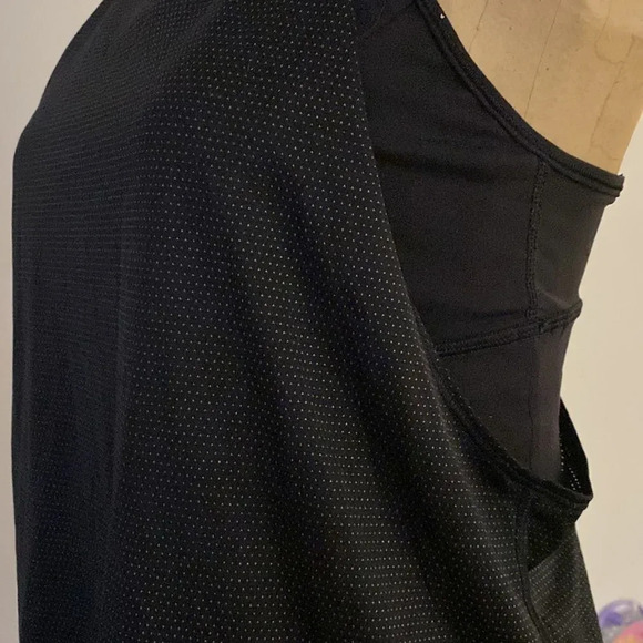 Lululemon Pushing Limits Shelf Bra Tank black w/ micro dots sz 8 perfect cond - Picture 6 of 9